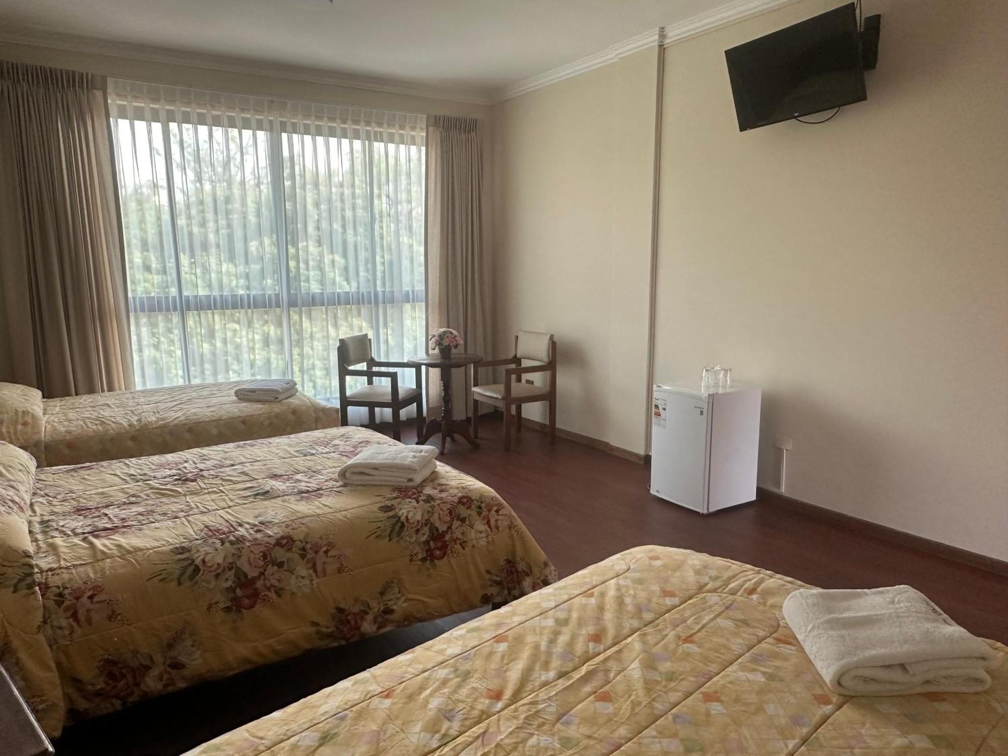 Hotel Oblitas Cochabamba Buitenkant foto