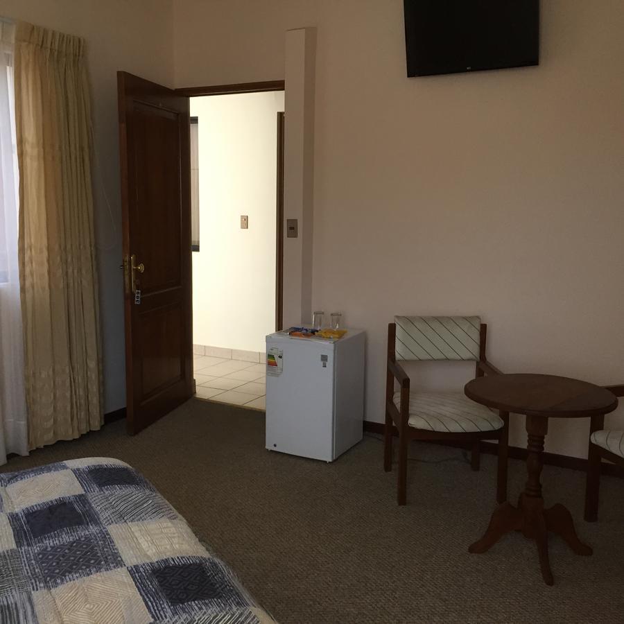 Hotel Oblitas Cochabamba Buitenkant foto