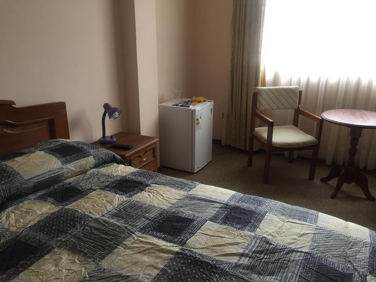 Hotel Oblitas Cochabamba Buitenkant foto
